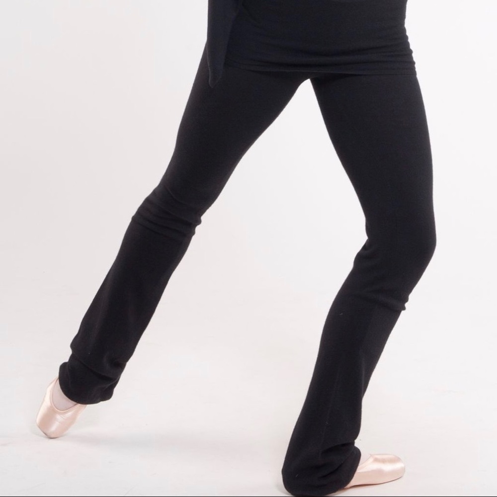 🦄RARE Lululemon Dance Roll Pant *limited edition*